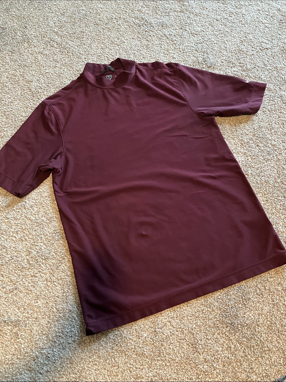 NIKE GOLF MOCK NECK SHIRT TIGER WOODS DRI FIT SWOOSH BURGUNDY SIZE M